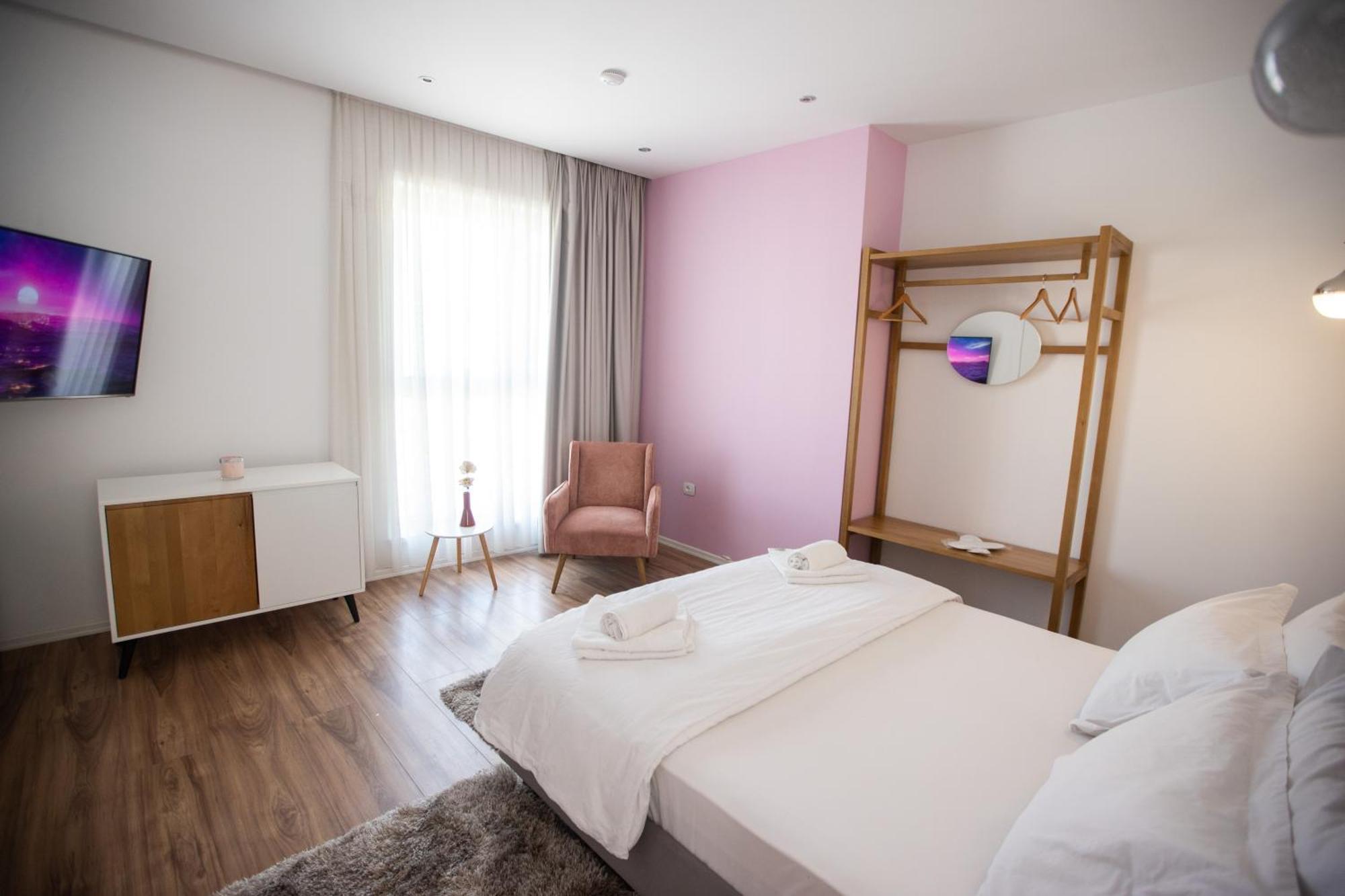 Ginger Home Tirana Esterno foto