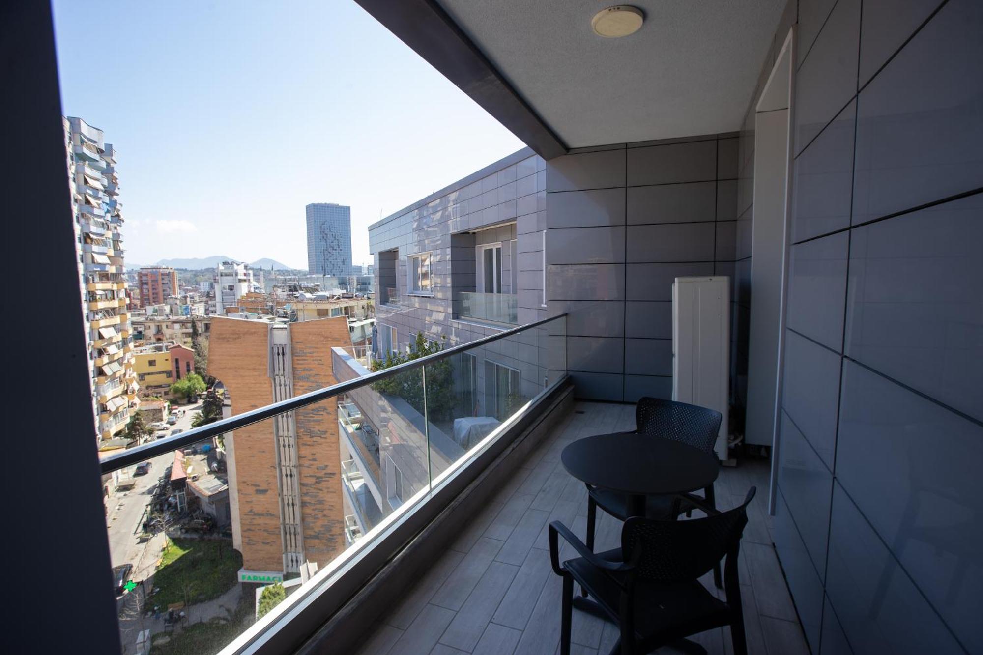 Ginger Home Tirana Esterno foto